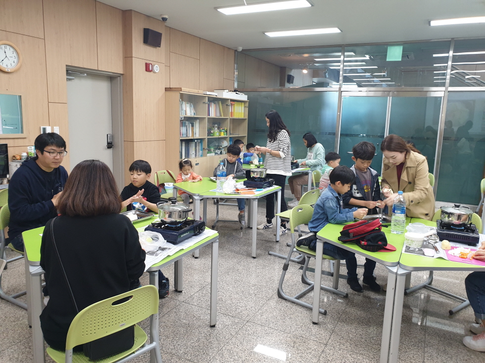 포로수용소유적공원 > 참여 > 포토갤러리 > [교육]포동이네 피란살이(2차)